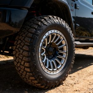 قرص عجلات رياضي من سبائك الألومنيوم المطروق مقاس 17 بوصة للسيارات TANK 300 وTANK 400 Hi4-T وTANK 500
