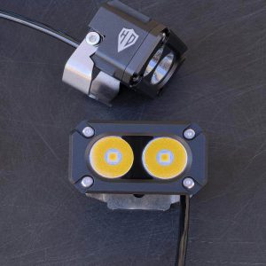 ไฟ LED แบบคู่สีขาว C2 สำหรับ Tank 300 – ใช้เป็นไฟหมอกหรือไฟถอยหลัง