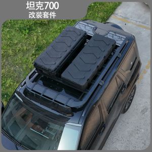 กล่องเก็บของบนหลังคาขนาด 58 ลิตร และชุดตกแต่งสไตล์เมคะสำหรับ TANK 700 Hi4-T