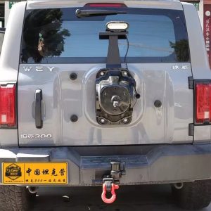 แท่นยึดท้ายรถแบบ 3-in-1 สำหรับ TANK 300 พร้อมไฟถอยหลัง/เบรก – รองรับการติดตั้งเสาธงและเสาอากาศ