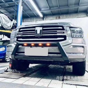 แท่งป้องกันด้านหน้า TANK 500 พร้อมช่องติดตั้งไฟแบบบูรณาการ – ชุดป้องกันแบบท่อตัวยูขนาดเล็ก